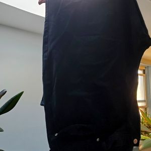 PRE OWNED VINTAGE AVENUE BLUES JEANS